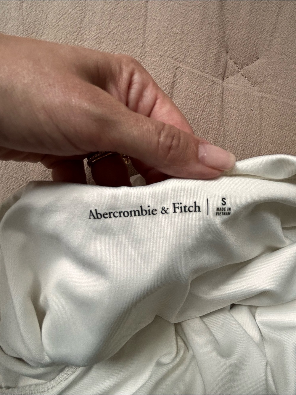 Abercrombie & Fitch White Off-the-Shoulder Wrap Body Suit - Picture 7 of 7